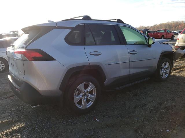 Image 3 of 2019 TOYOTA RAV4 XLE 2019 with VIN JTMP1RFVXKD025972