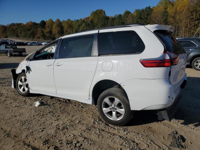 Image 2 of 2018 TOYOTA SIENNA LE 2018 with VIN 5TDKZ3DC4JS939588