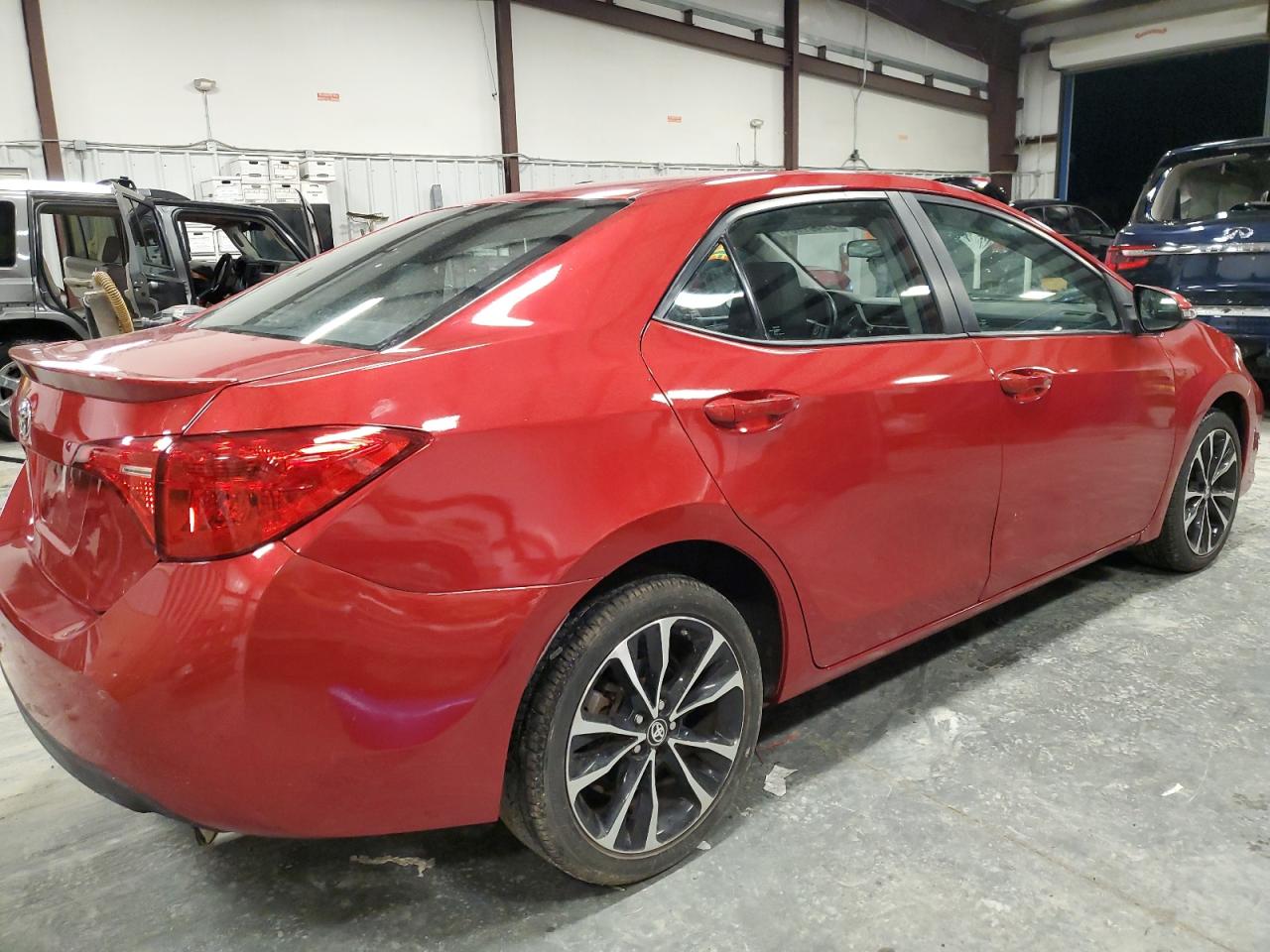 Изображение 3 2018 TOYOTA COROLLA L 2018 с VIN 2T1BURHE5JC023105