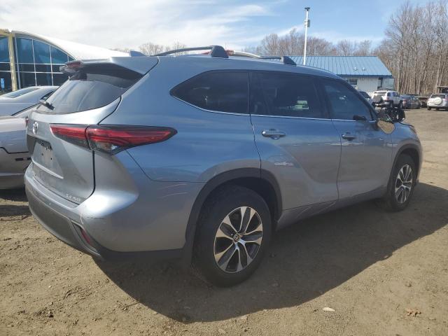 Image 3 of 2020 TOYOTA HIGHLANDER XLE 2020 with VIN 5TDGZRBH7LS049239