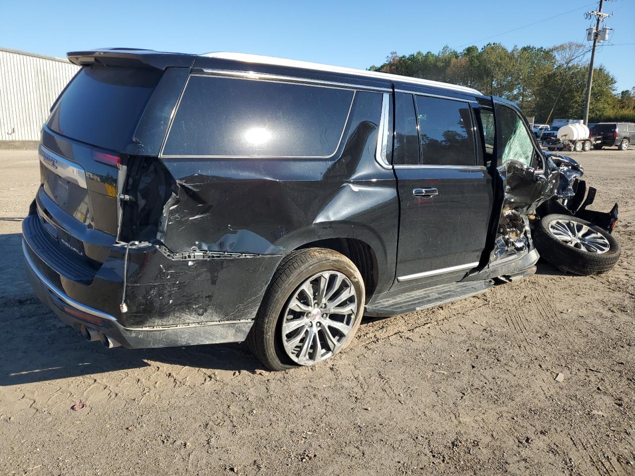 Изображение 3 2021 GMC YUKON XL DENALI 2021 с VIN 1GKS1JKLXMR453342