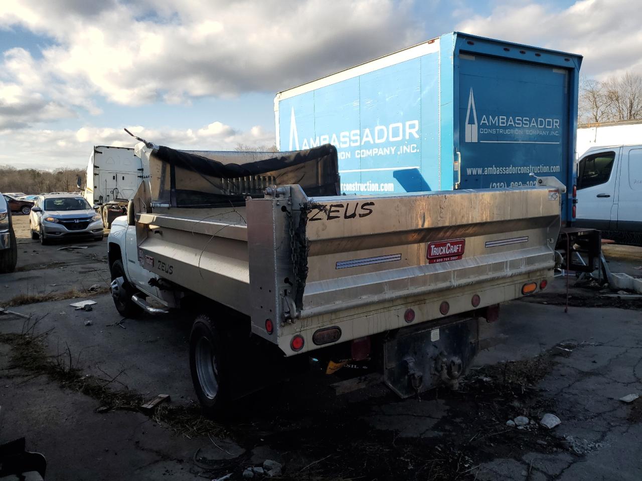 Image 2 of 2017 CHEVROLET SILVERADO K3500 2017 with VIN 1GB3KYCG8HZ282091