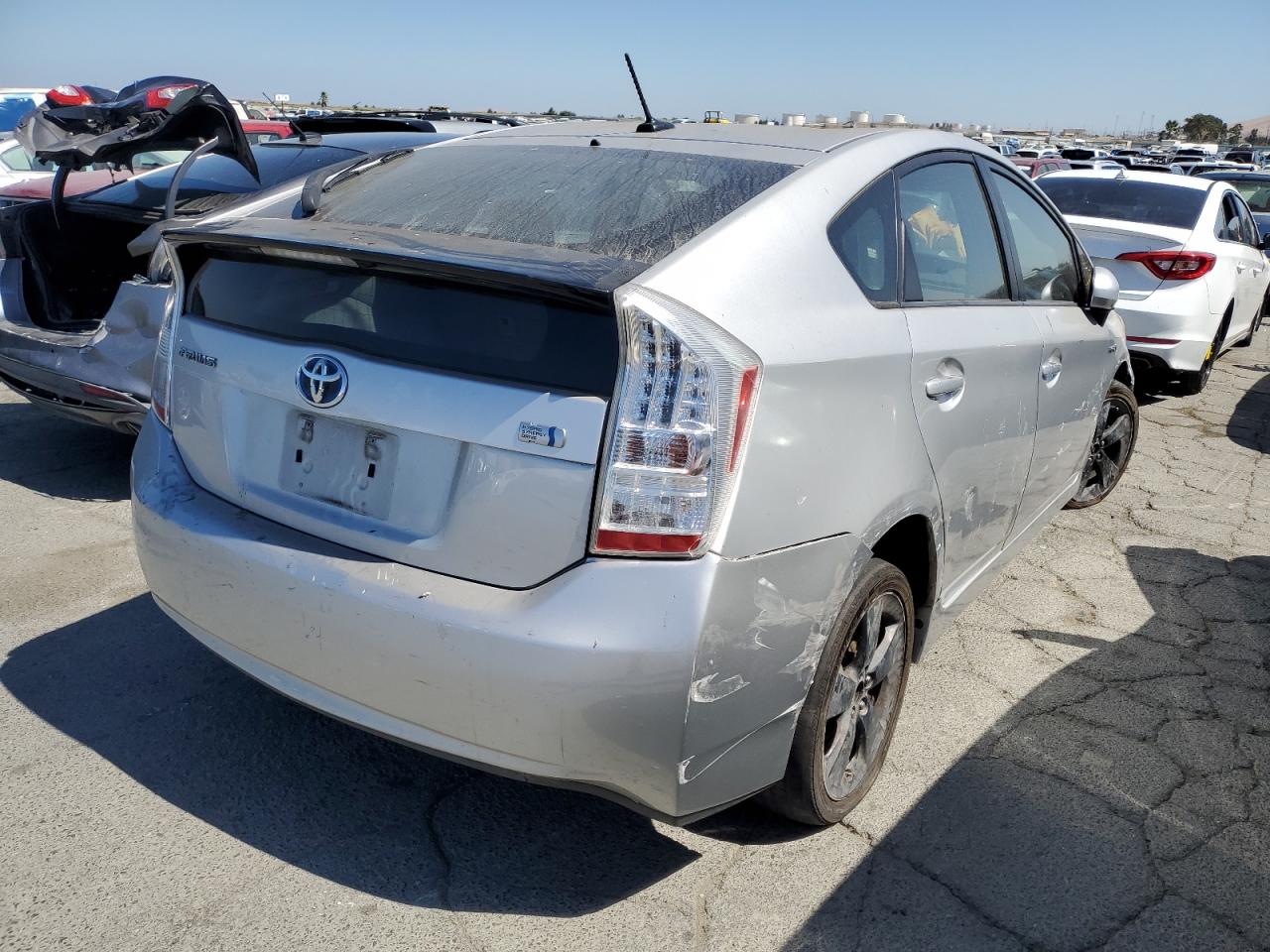 Obraz 3 z 2011 TOYOTA PRIUS  2011 z VIN JTDKN3DU2B1358772