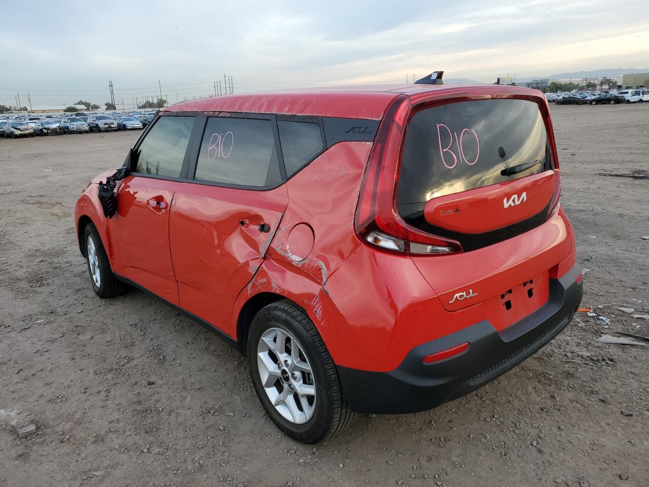 Изображение 2 2022 KIA SOUL LX 2022 с VIN KNDJ23AU5N7158995
