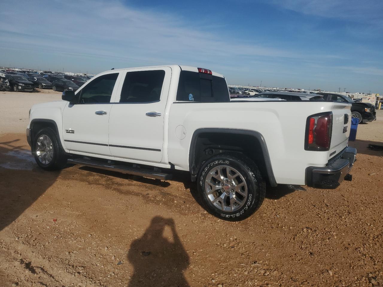 Image 2 of 2017 GMC SIERRA C1500 SLT 2017 with VIN 3GTP1NEC7HG446763