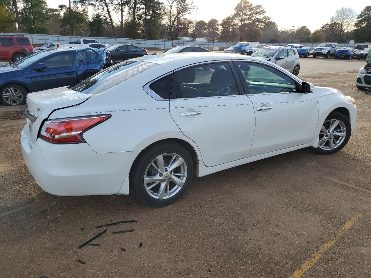 Изображение 3 2015 NISSAN ALTIMA 2.5 2015 с VIN 1N4AL3AP9FN892100