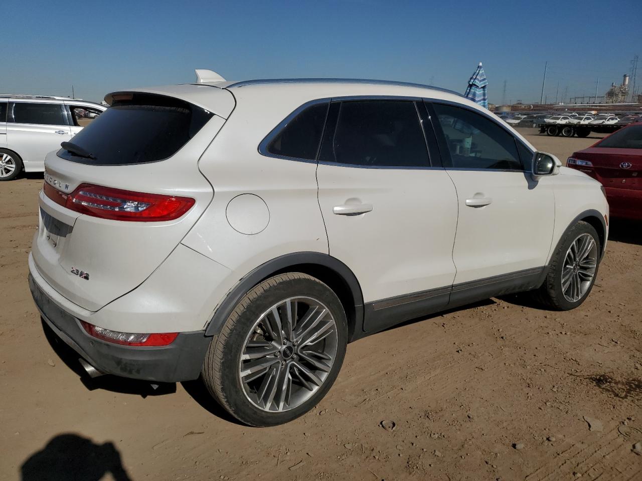 Obraz 3 z 2015 LINCOLN MKC  2015 z VIN 5LMTJ2AH8FUJ18995