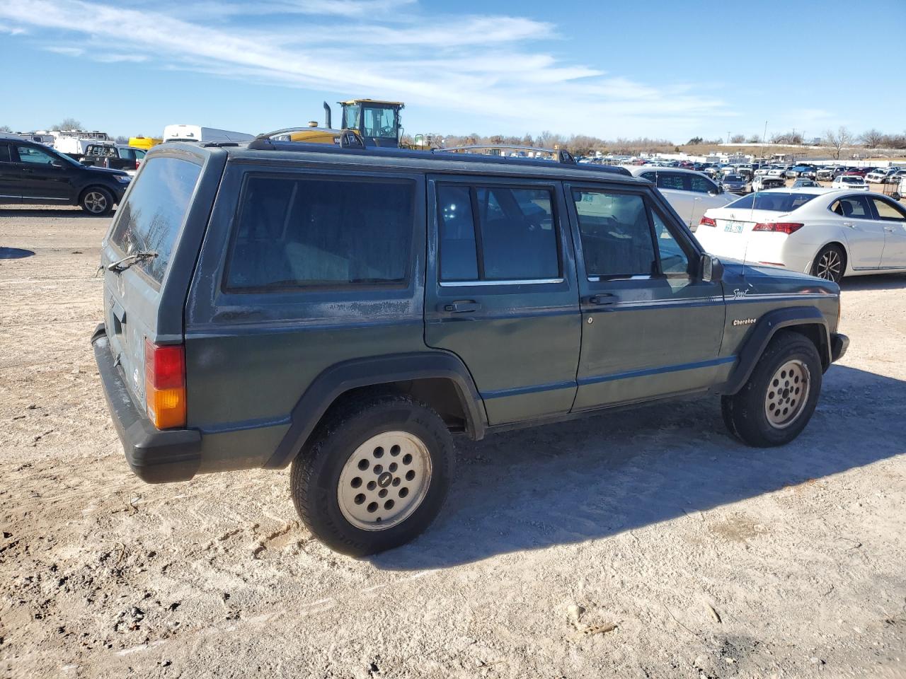 Image 3 of 1992 JEEP CHEROKEE SPORT 1992 with VIN 1J4FJ88S2NL244437