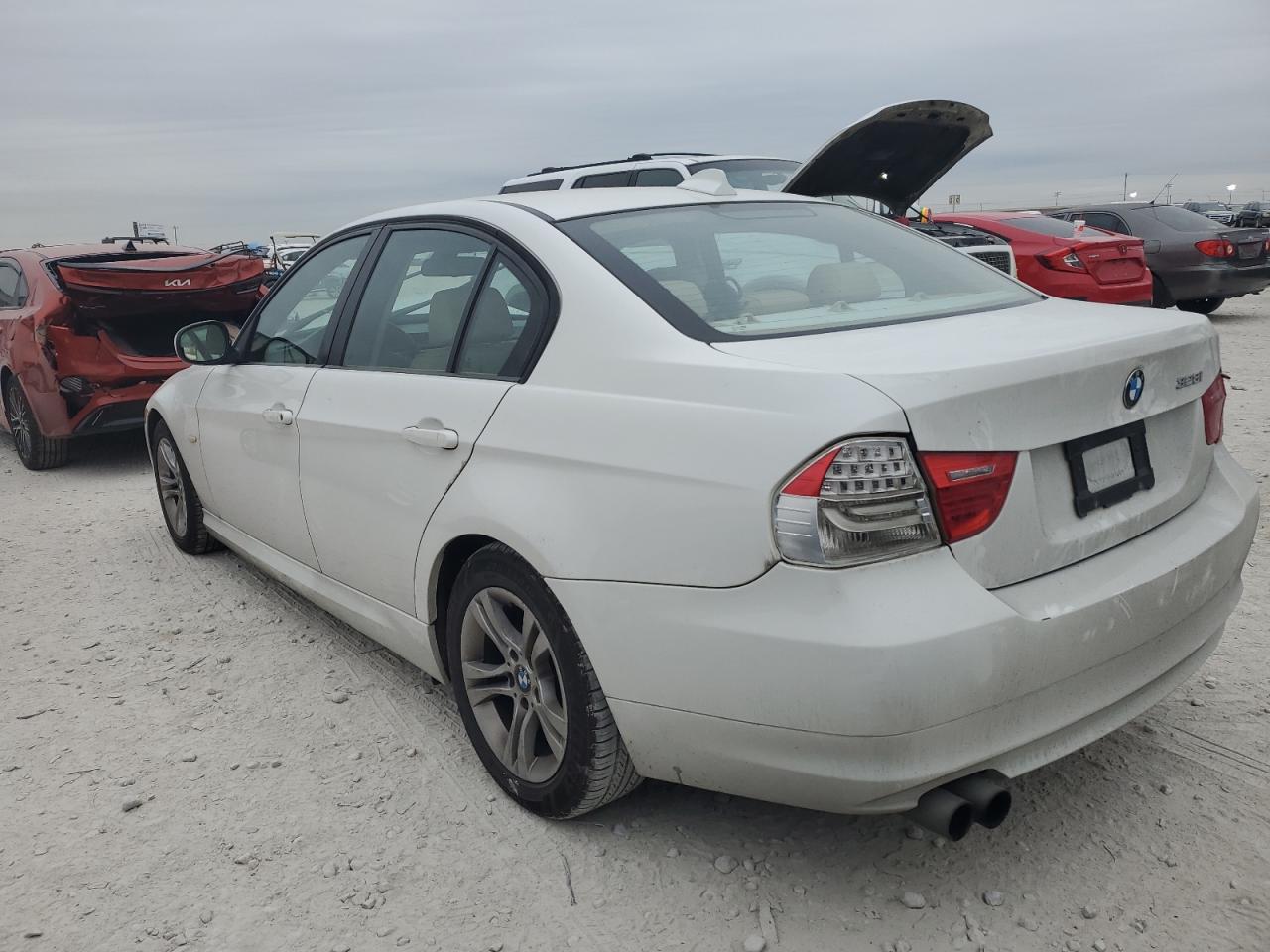 Изображение 2 2009 BMW 328 I 2009 с VIN WBAPH77579NM27111