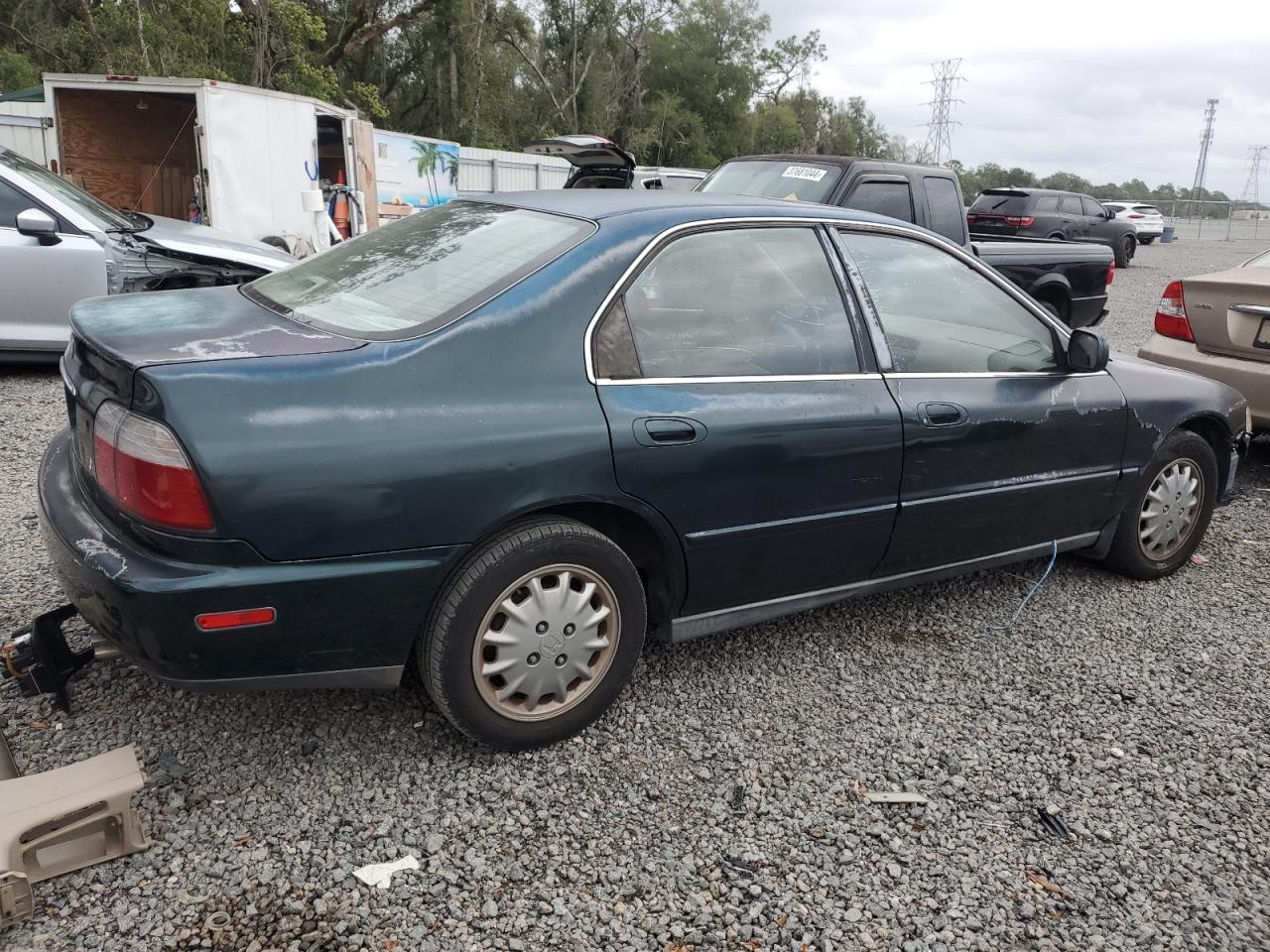 Изображение 3 1997 HONDA ACCORD EX 1997 с VIN 1HGCD5661VA074122