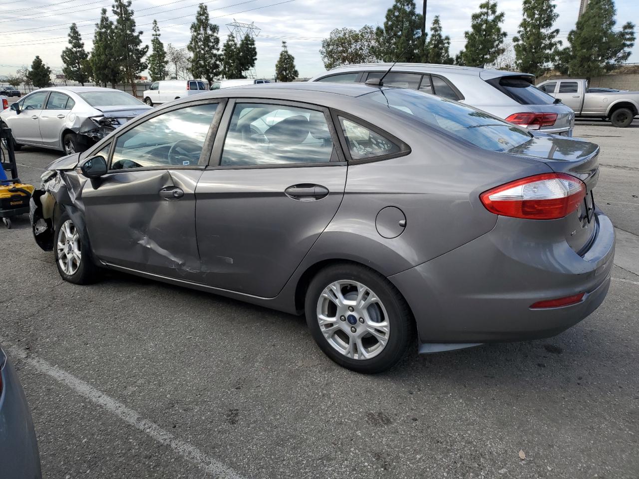 Изображение 2 2014 FORD FIESTA SE 2014 с VIN 3FADP4BJ7EM128126