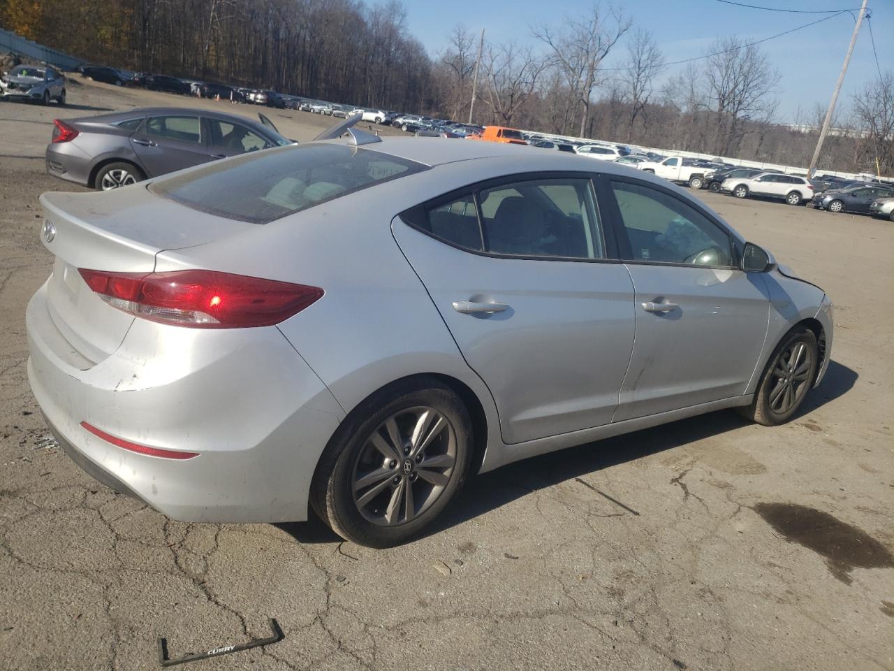 Image 3 of 2018 HYUNDAI ELANTRA SEL 2018 with VIN 5NPD84LF0JH342506
