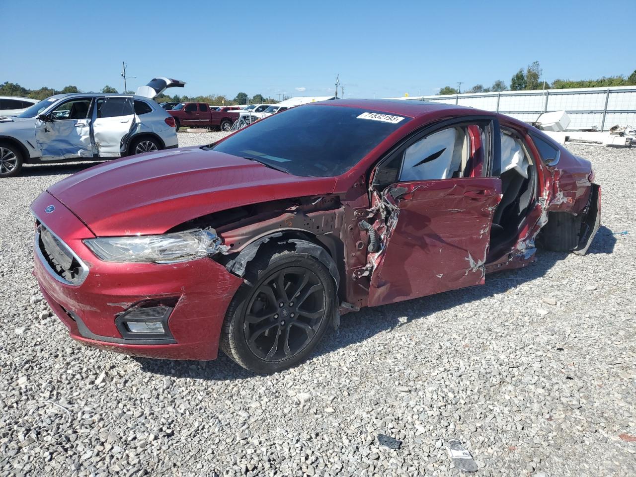 Изображение 1 2019 FORD FUSION SE 2019 с VIN 3FA6P0HDXKR196373