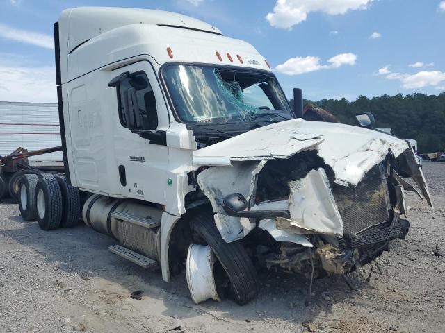 Image 1 of 2019 FREIGHTLINER CASCADIA 126  2019 with VIN 3AKJHHDR0KSJY2415