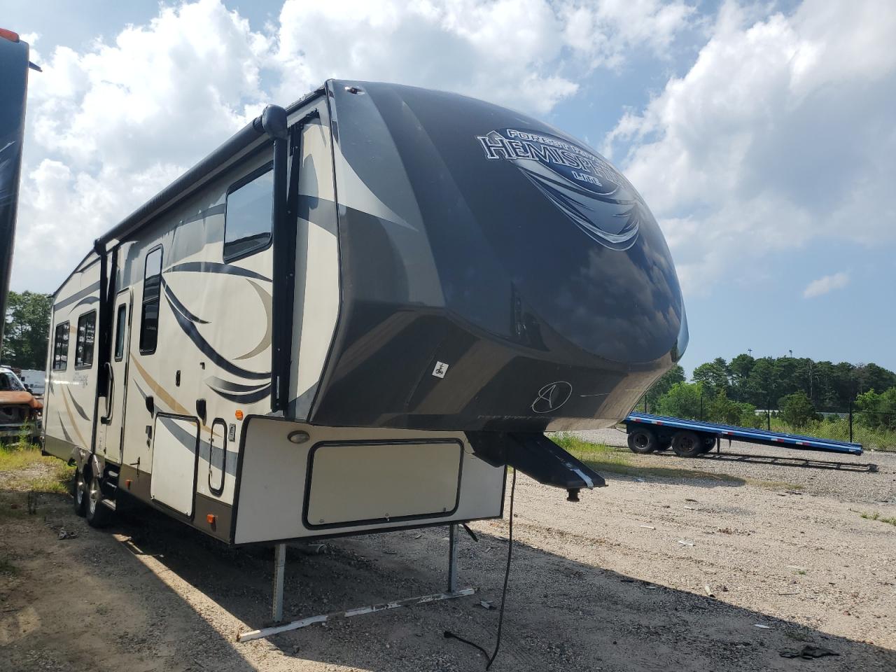 Obraz 2015 SALM  FOREST RIV 2015