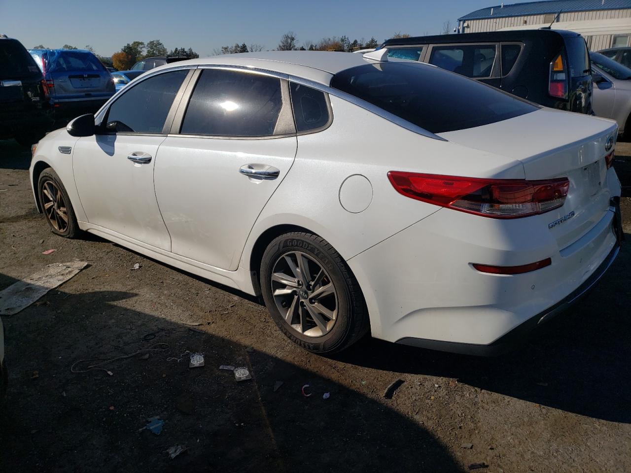 Image 2 of 2019 KIA OPTIMA LX 2019 with VIN 5XXGT4L38KG291769