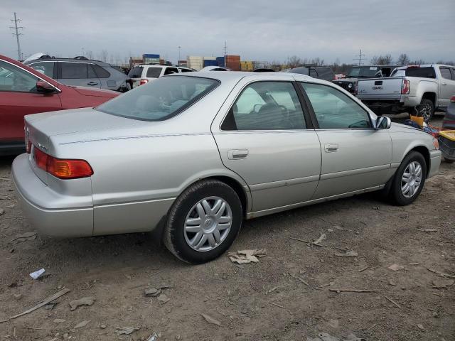 Obraz 3 z 2000 TOYOTA CAMRY CE 2000 z VIN 4T1BG22K9YU667583