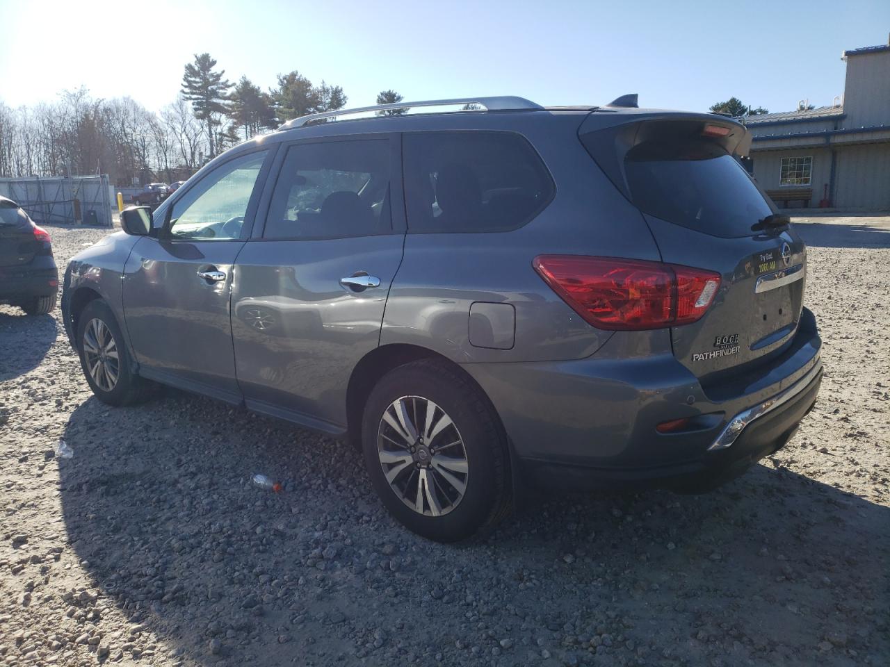 Image 2 of 2019 NISSAN PATHFINDER S 2019 with VIN 5N1DR2MM8KC593510