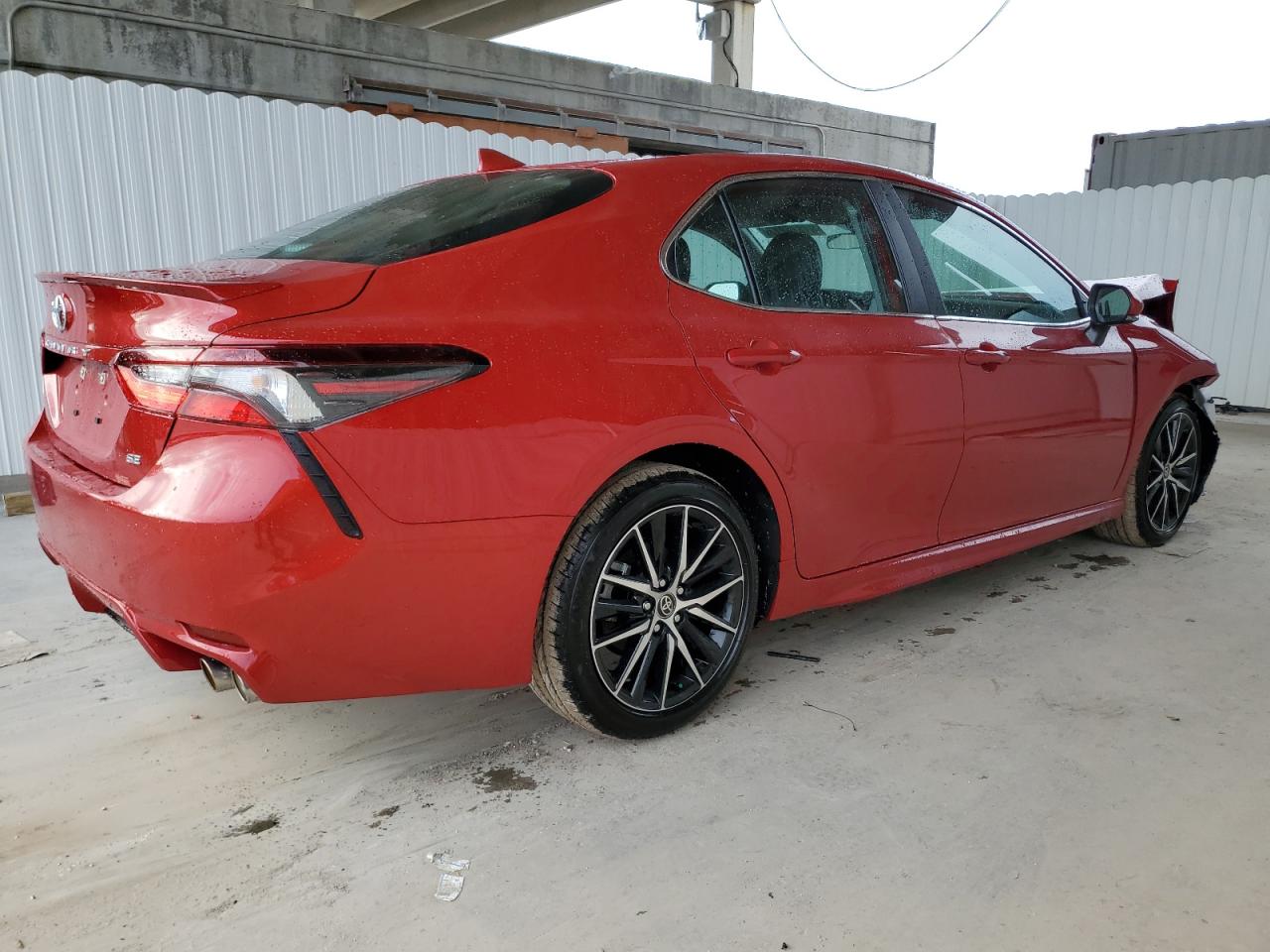 Изображение 3 2024 TOYOTA CAMRY SE NIGHT SHADE 2024 с VIN 4T1G11AK5RU214131