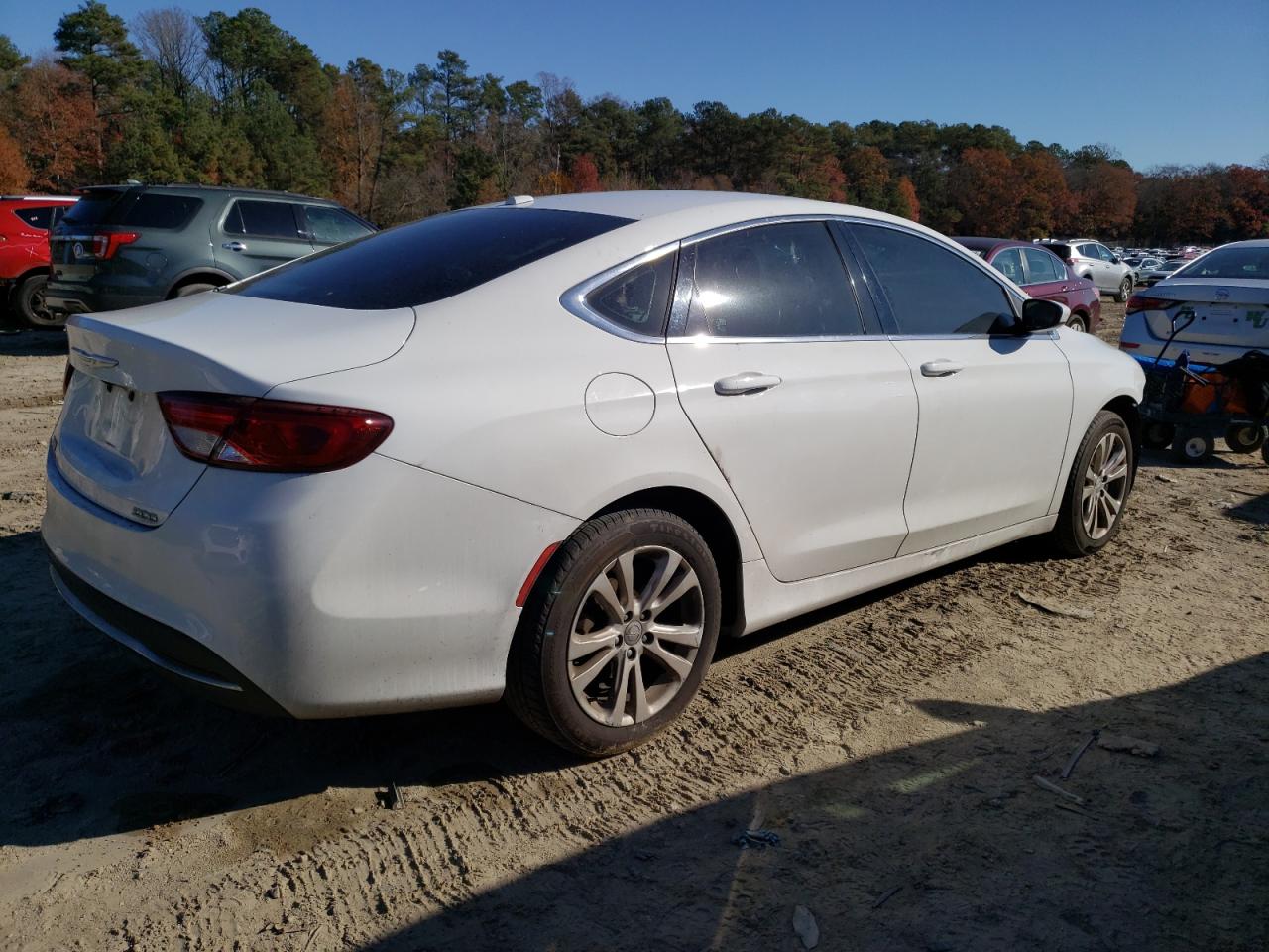 Image 3 of 2015 CHRYSLER 200 LIMITED 2015 with VIN 1C3CCCABXFN733131
