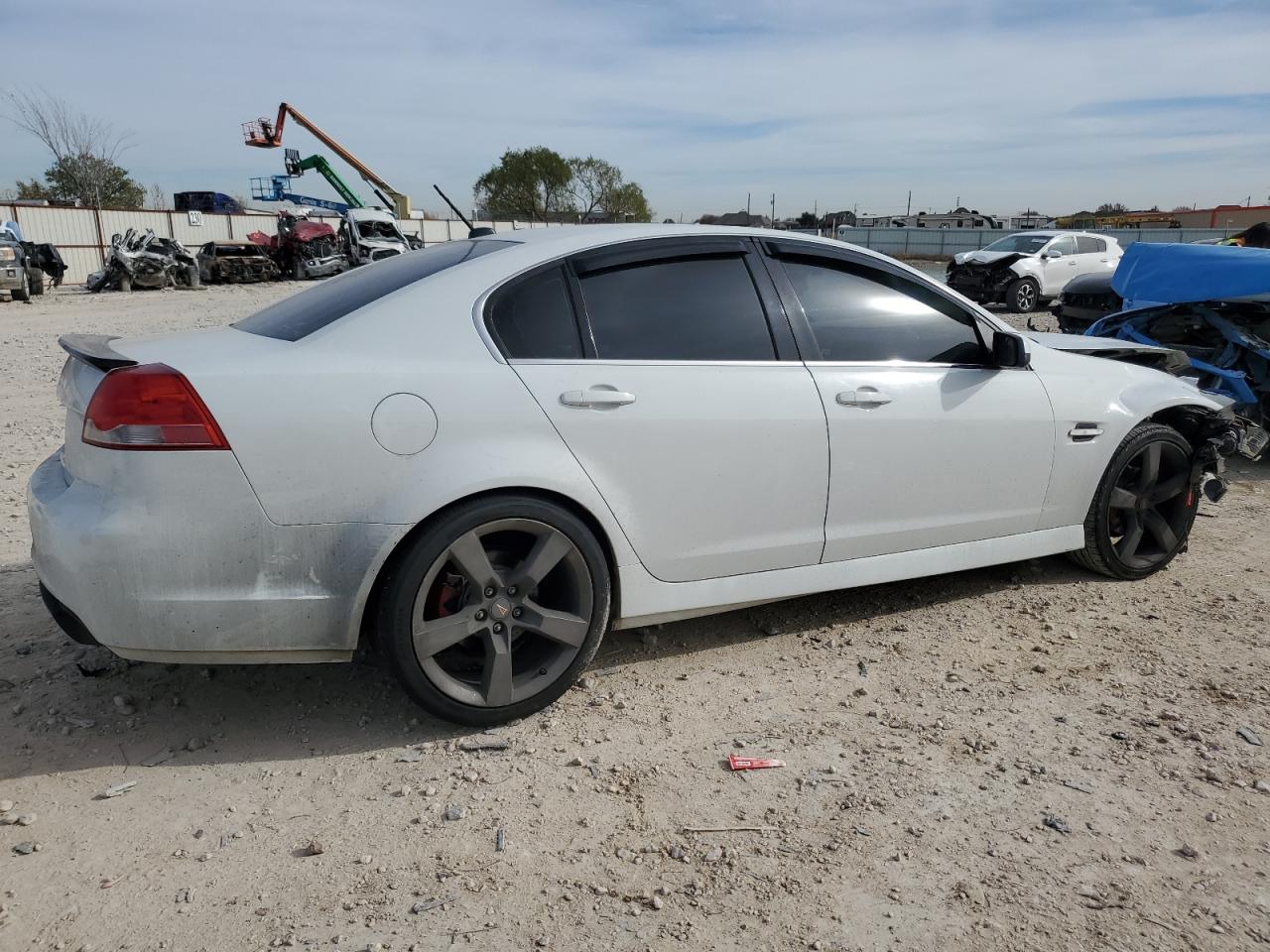 Изображение 3 2009 PONTIAC G8  2009 с VIN 6G2ER57739L227312