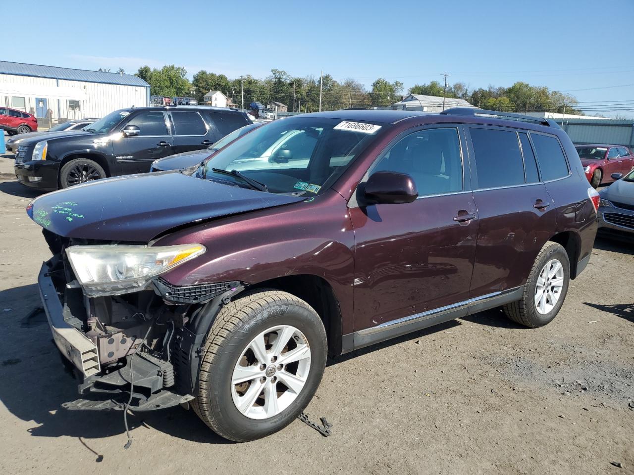 Image 1 of 2013 TOYOTA HIGHLANDER BASE 2013 with VIN 5TDBK3EH3DS184971