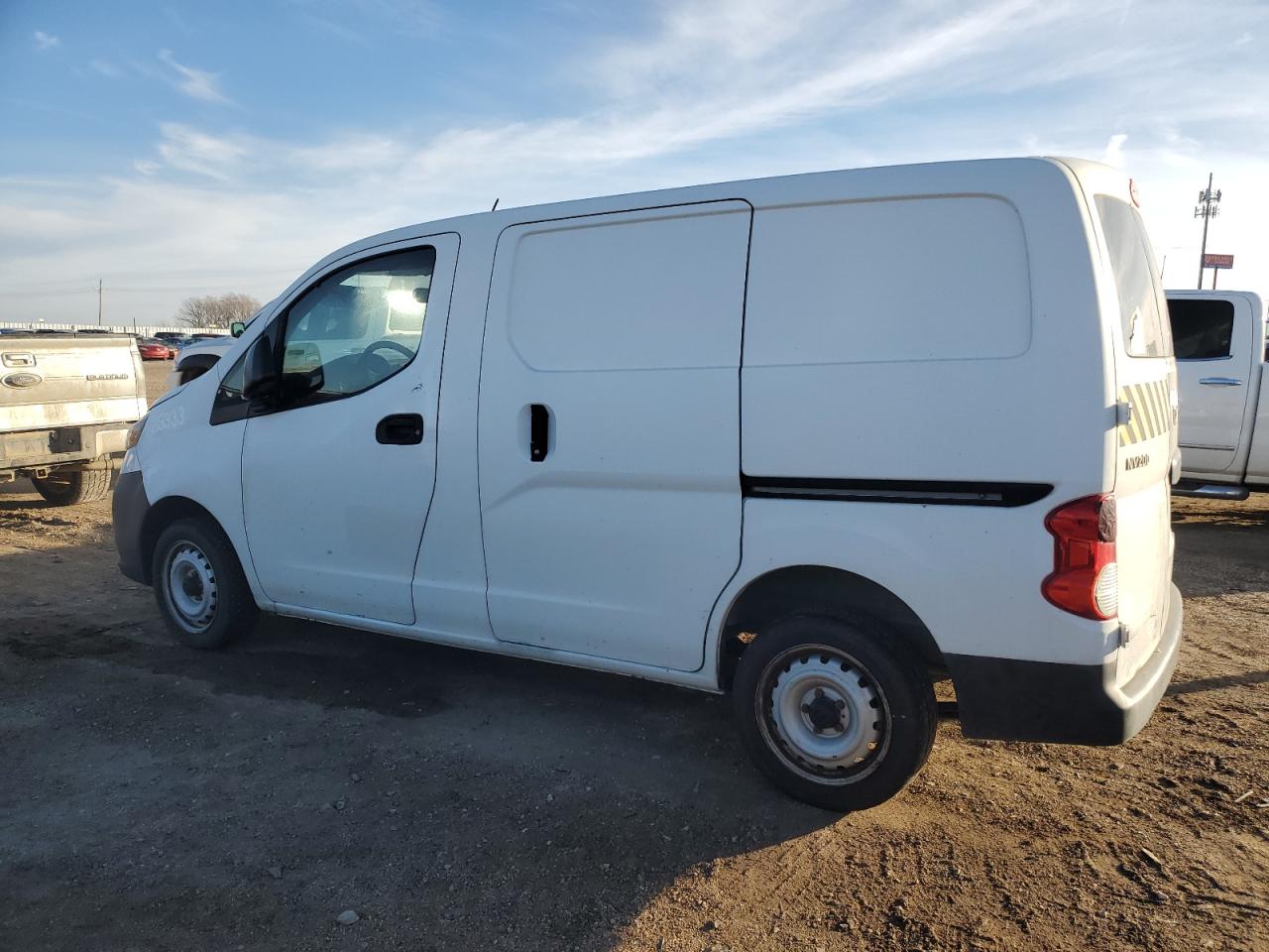 Изображение 2 2017 NISSAN NV200 2.5S 2017 с VIN 3N6CM0KN9HK696806