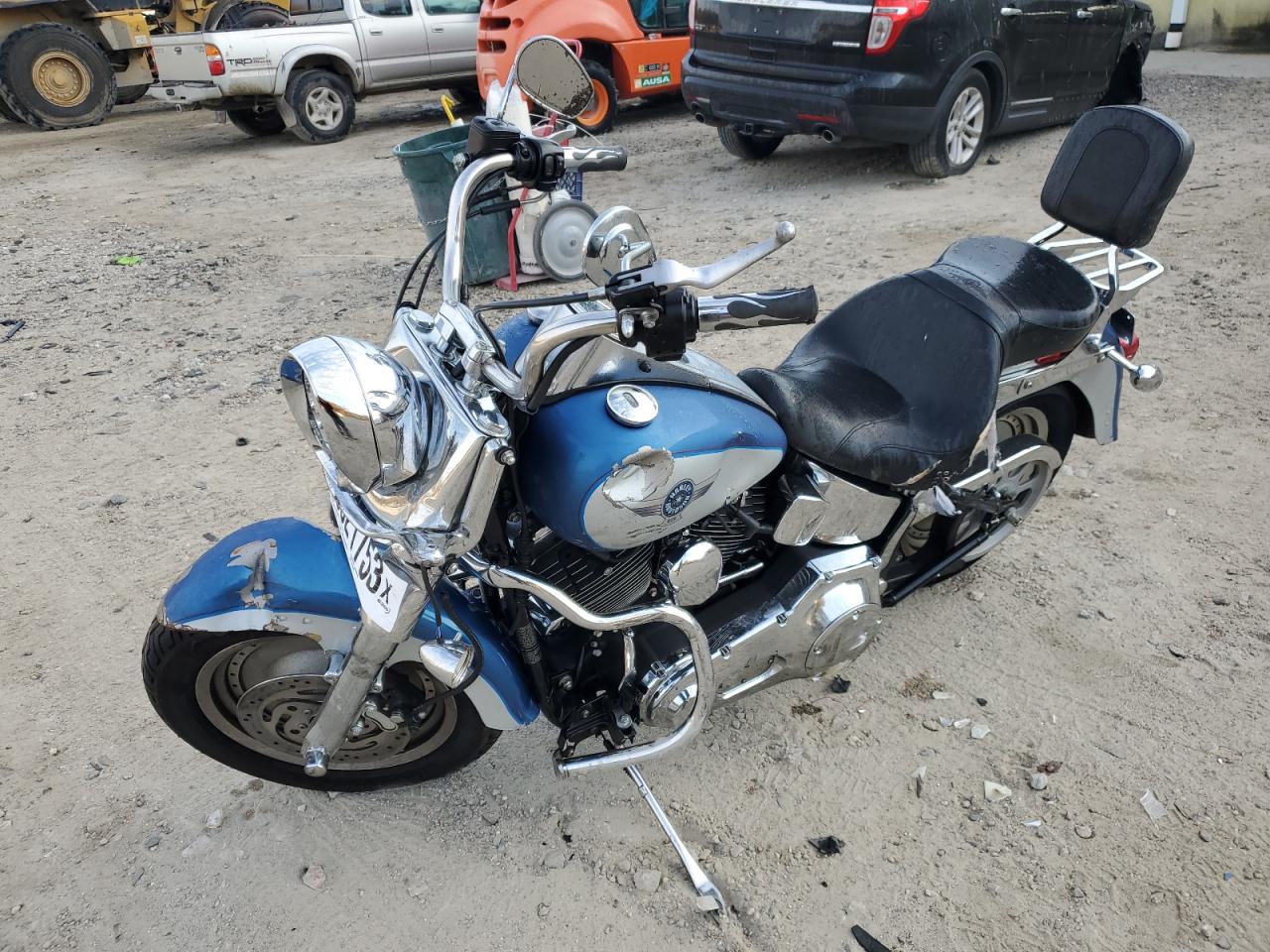 Image 2 of 2005 HARLEY-DAVIDSON FLSTF  2005 with VIN 1HD1BMY155Y010260