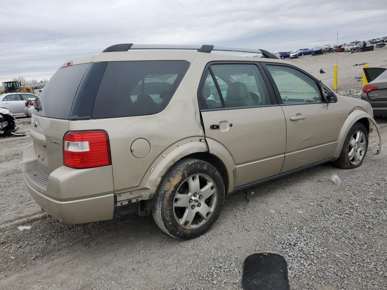 Image 3 of 2006 FORD FREESTYLE LIMITED 2006 with VIN 1FMDK06116GA08941
