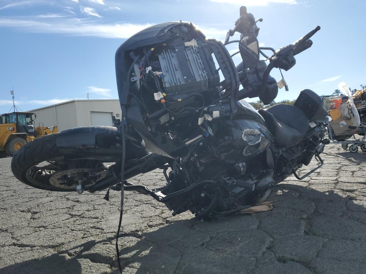 Obraz 2 z 2022 HARLEY-DAVIDSON FLTRXST  2022 z VIN 1HD1ACL22NB673687