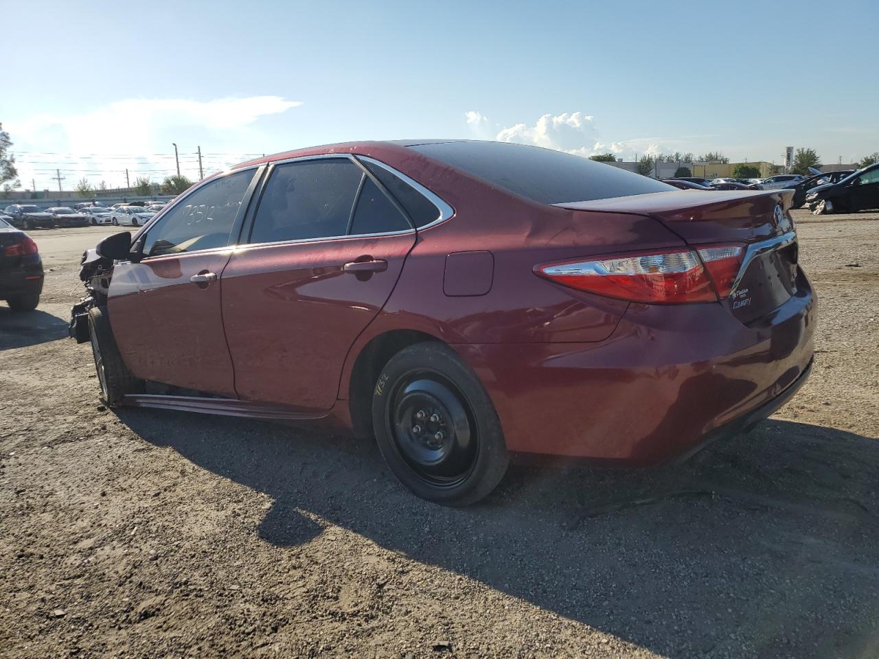 Image 2 of 2016 TOYOTA CAMRY LE 2016 with VIN 4T1BF1FK6GU586160