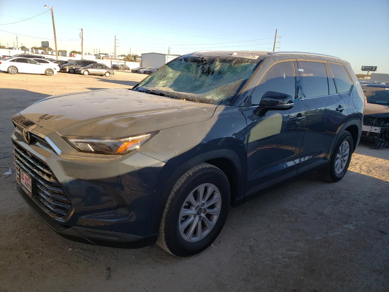 Изображение 2024 TOYOTA GRAND HIGHLANDER XLE 2024