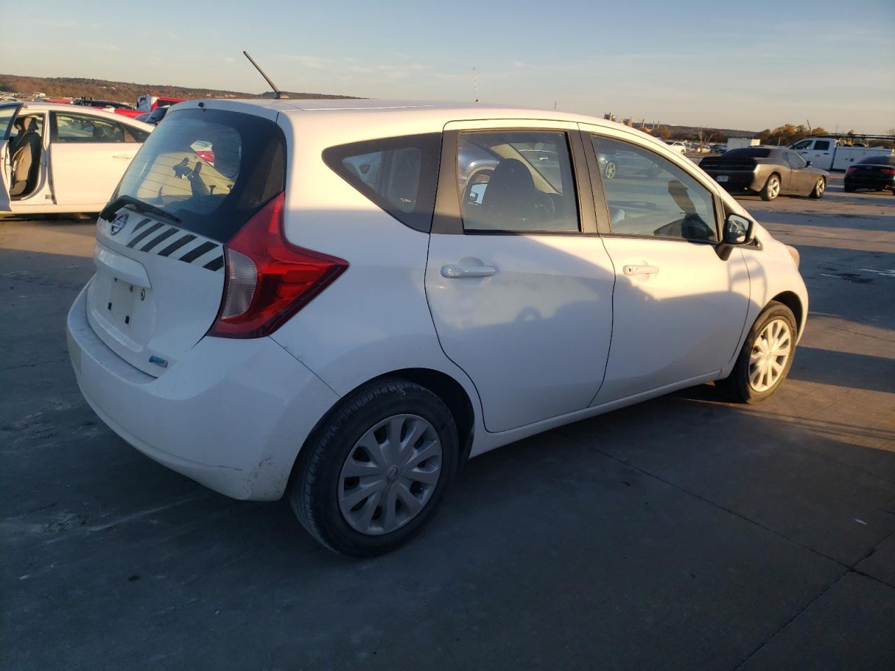 Image 3 of 2016 NISSAN VERSA NOTE S 2016 with VIN 3N1CE2CP3GL375867