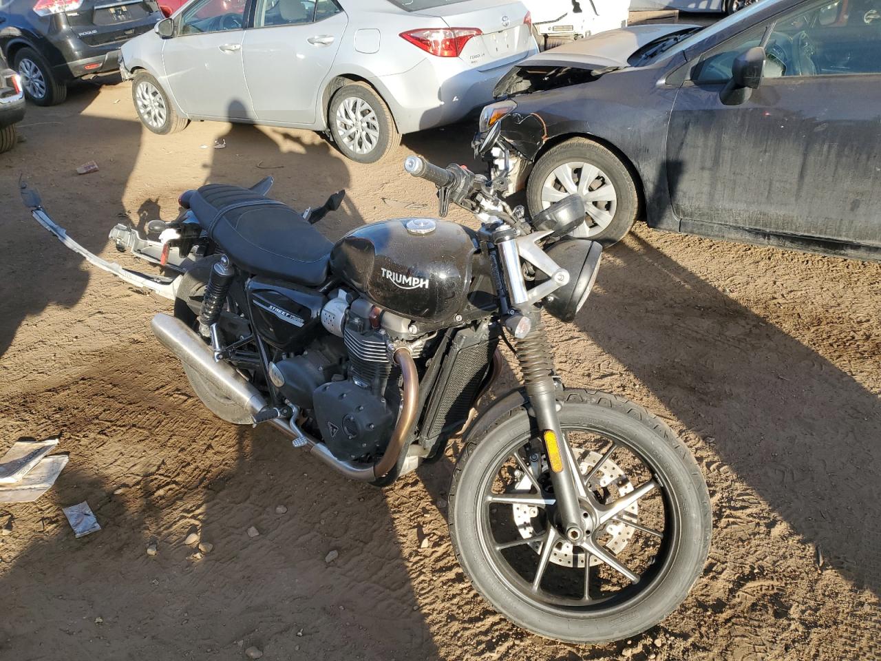 2020 TRIUMPH MOTORCYCLE STREET TWIN  2020 image