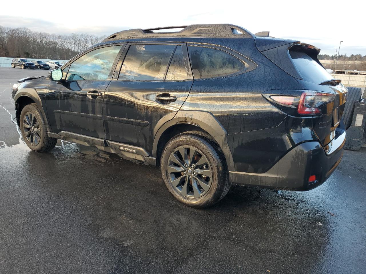 Image 2 of 2024 SUBARU OUTBACK ONYX EDITION 2024 with VIN 4S4BTALC2R3136763