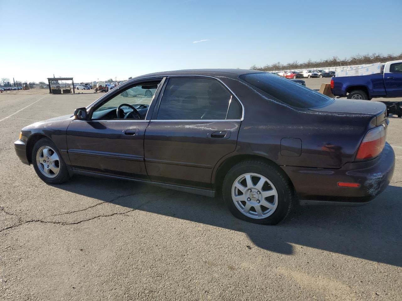 Изображение 2 1997 HONDA ACCORD SE 1997 с VIN 1HGCD5608VA146963