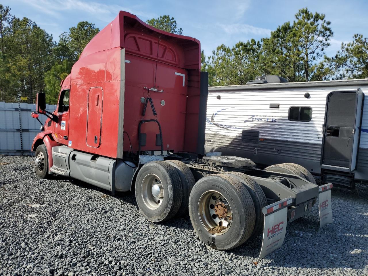 Image 3 of 2016 PETERBILT 579  2016 with VIN 1XPBDP9X3GD298096