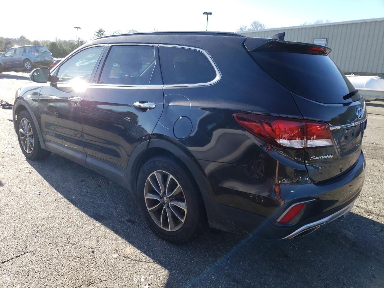 Image 2 of 2018 HYUNDAI SANTA FE SE 2018 with VIN KM8SMDHFXJU268217