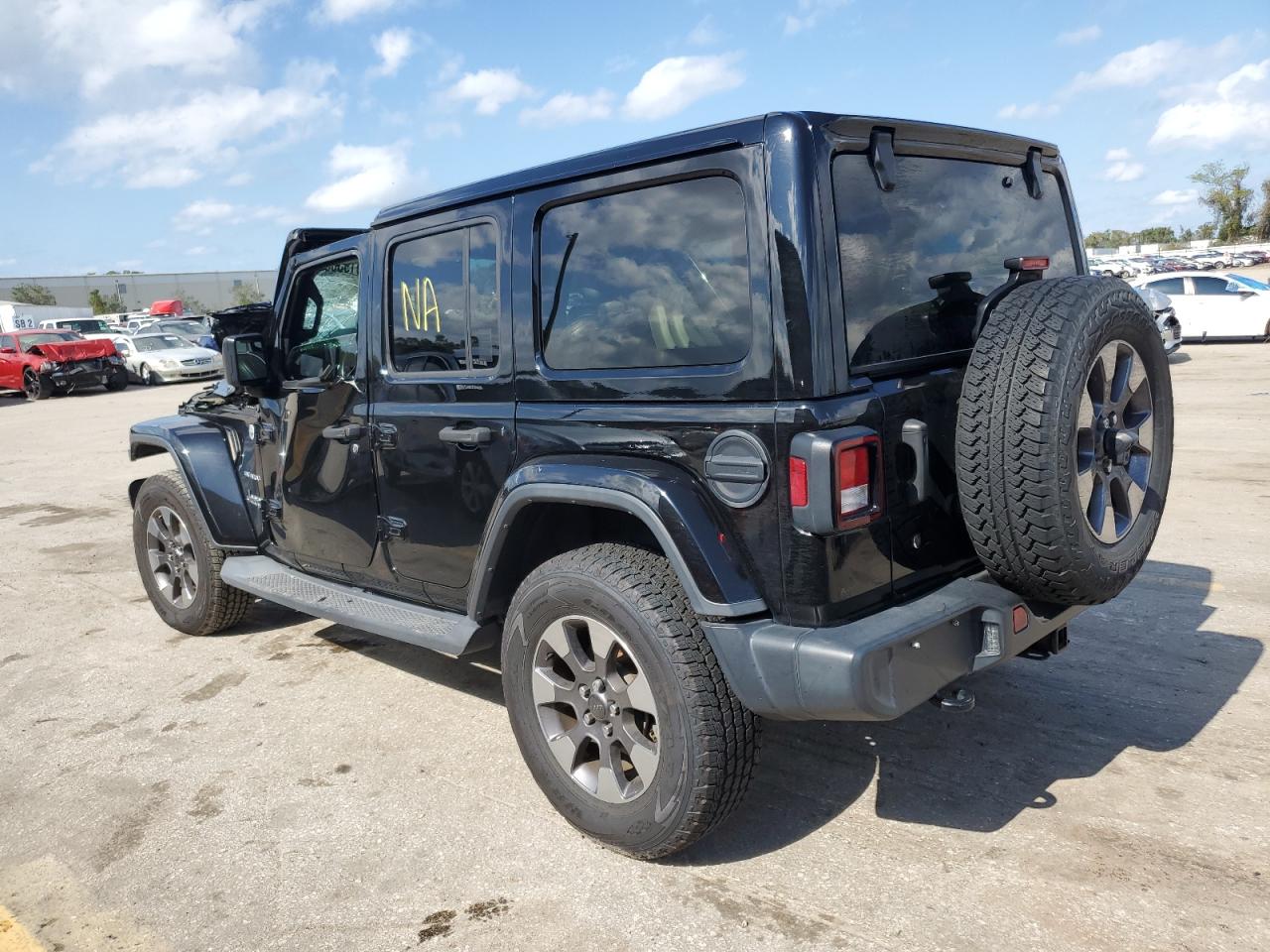 Изображение 2 2019 JEEP WRANGLER UNLIMITED SAHARA 2019 с VIN 1C4HJXEG2KW529982