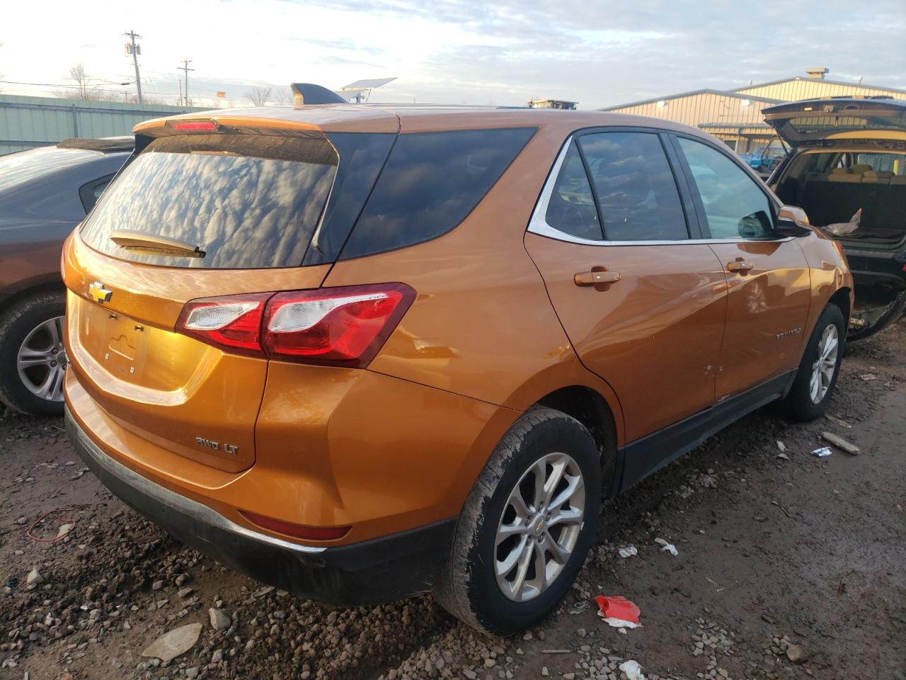 Image 3 of 2018 CHEVROLET EQUINOX LT 2018 with VIN 2GNAXSEVXJ6190020