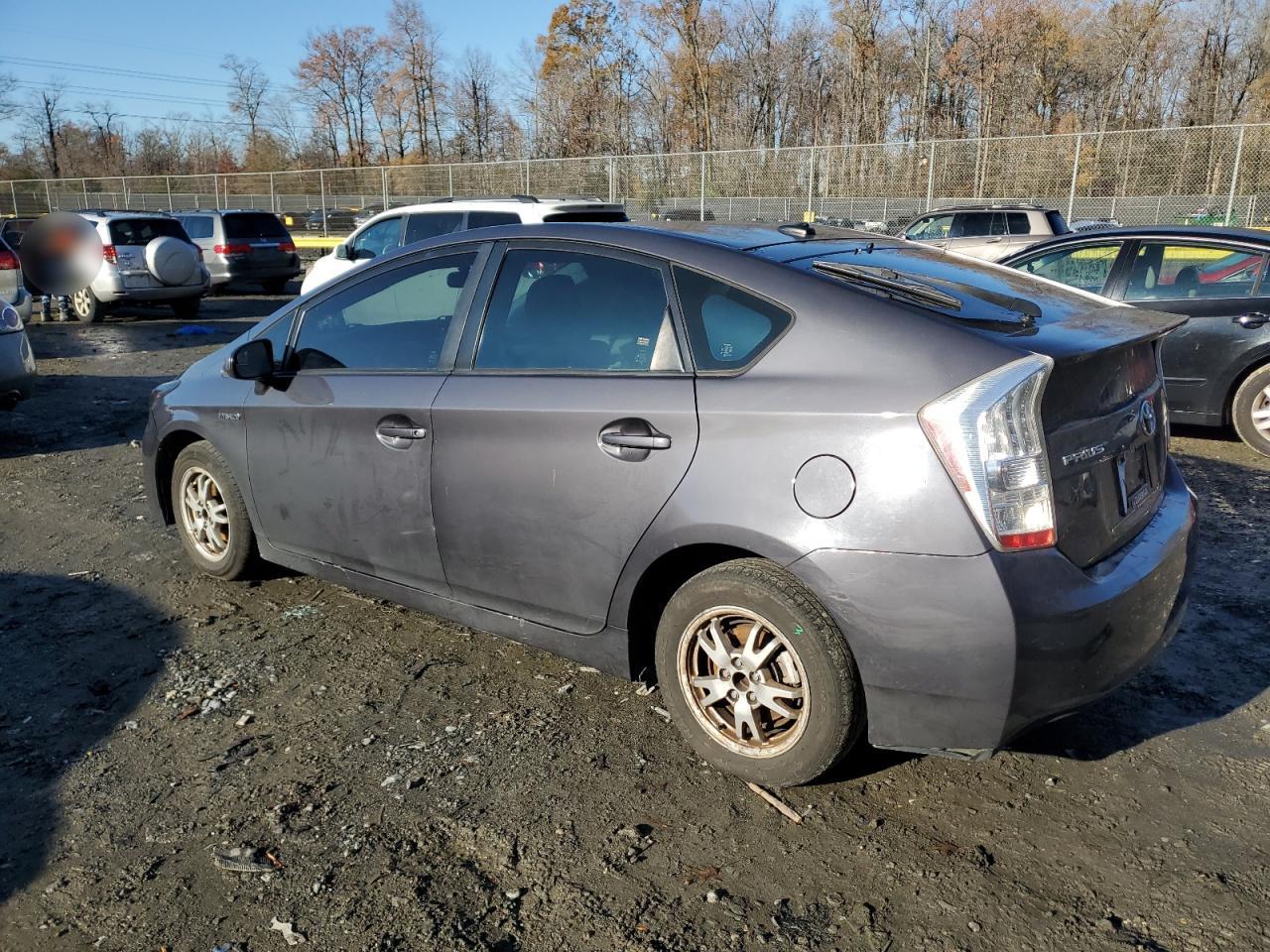 Image 2 of 2010 TOYOTA PRIUS  2010 with VIN JTDKN3DU9A0095426