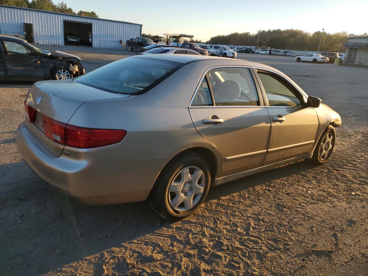 Изображение 3 2005 HONDA ACCORD LX 2005 с VIN 1HGCM56485A161238