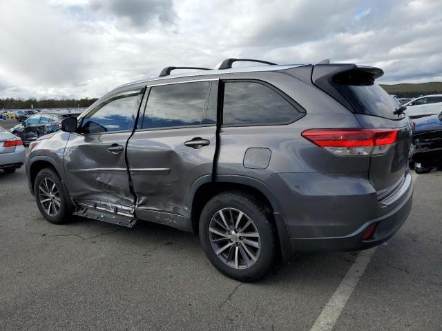 Obraz 2 z 2017 TOYOTA HIGHLANDER SE 2017 z VIN 5TDJZRFHXHS415590