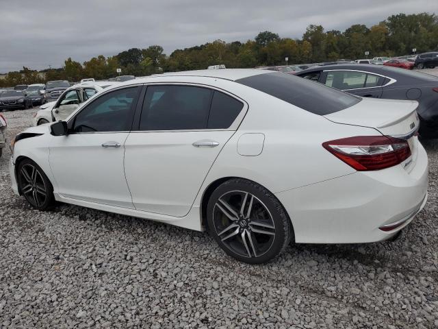 Obraz 2 z 2017 HONDA ACCORD SPORT 2017 z VIN 1HGCR2F54HA133577
