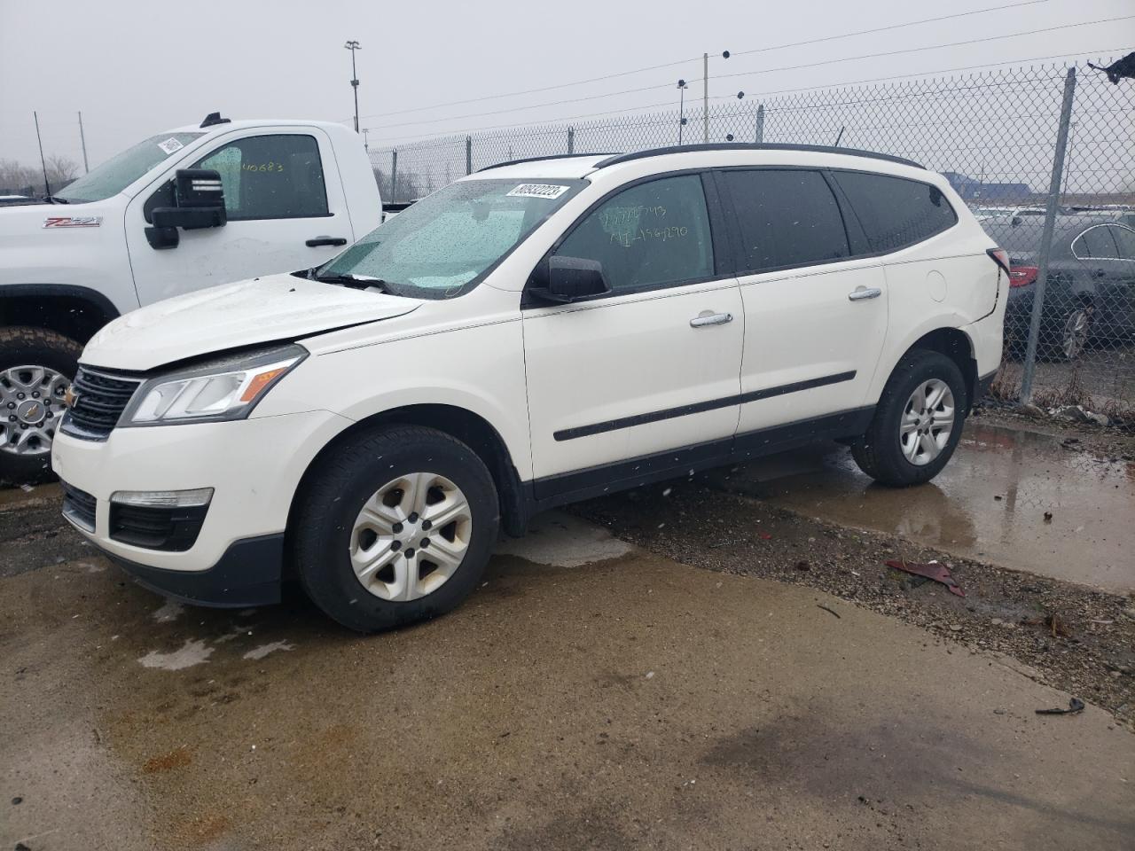 Image 1 of Chevrolet Traverse Ls 2014 with VIN 1GNKRFED4EJ202250