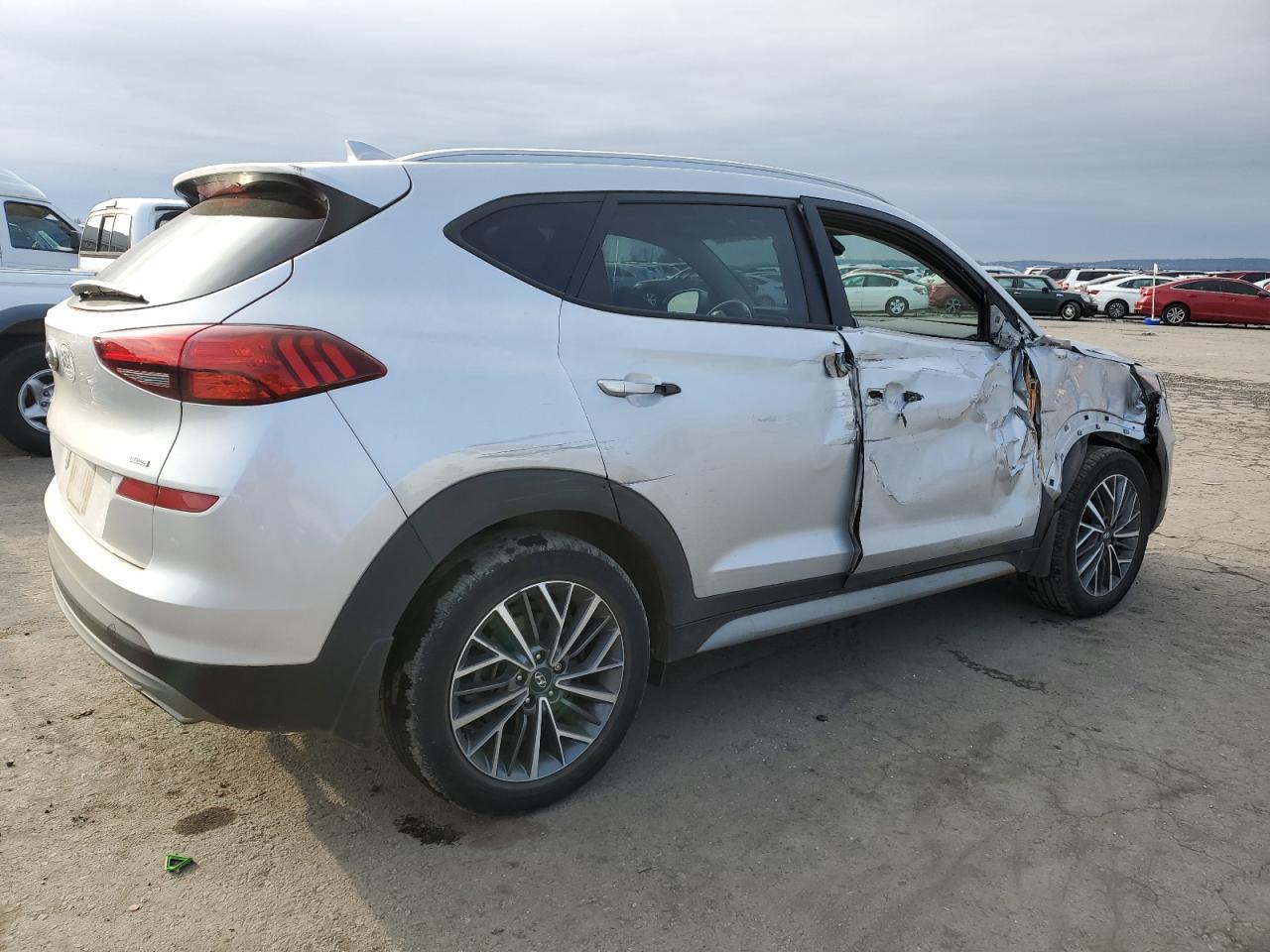 Изображение 3 2019 HYUNDAI TUCSON LIMITED 2019 с VIN KM8J3CAL4KU858519
