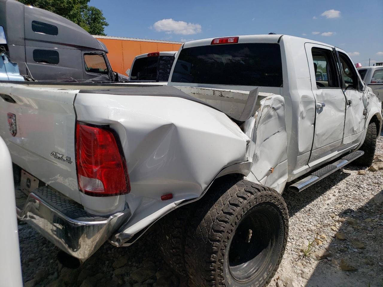 Image 3 of 2010 DODGE RAM 3500  2010 with VIN 3D73Y4HL5AG180414