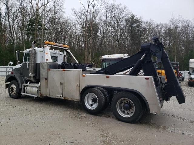 Image 3 of 2000 FREIGHTLINER CONVENTIONAL FLD112 2000 with VIN 1FUW6EDB2YLG53839