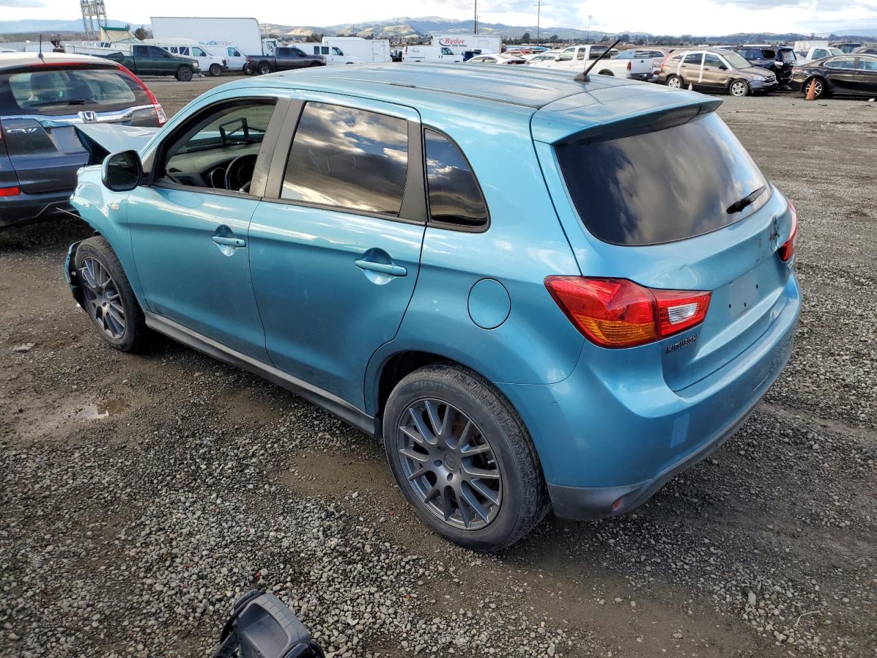 Изображение 2 2013 MITSUBISHI OUTLANDER SPORT ES 2013 с VIN 4A4AR3AU0DE019100