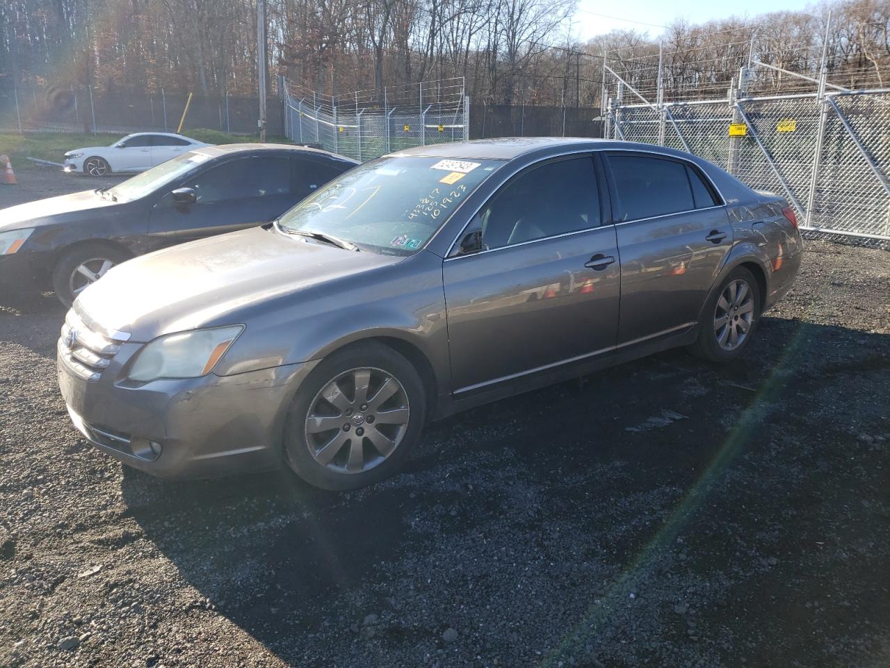 Изображение 2005 TOYOTA AVALON XL 2005